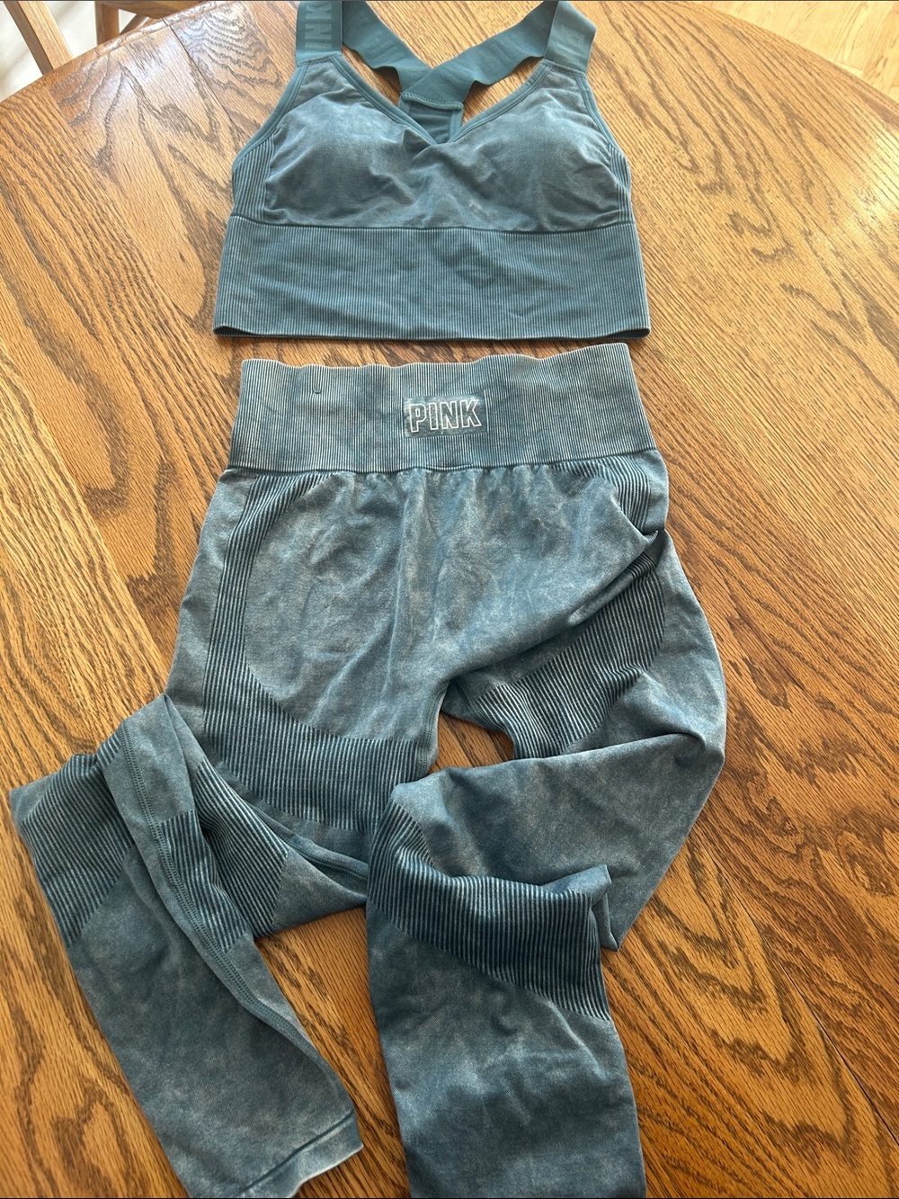 PINK Victoria's Secret Teal Wash Seamless Sports Bra & Leggings Set NWT